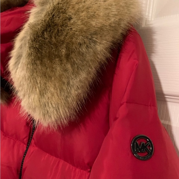 Coat - Picture 4 of 6